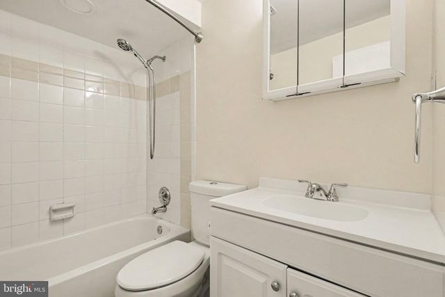 14010 MONTOCLAIR LN, Woodbridge, VA 22193