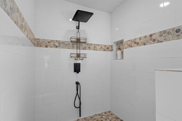 119 Castleman Circle, Hewitt, TX 76643