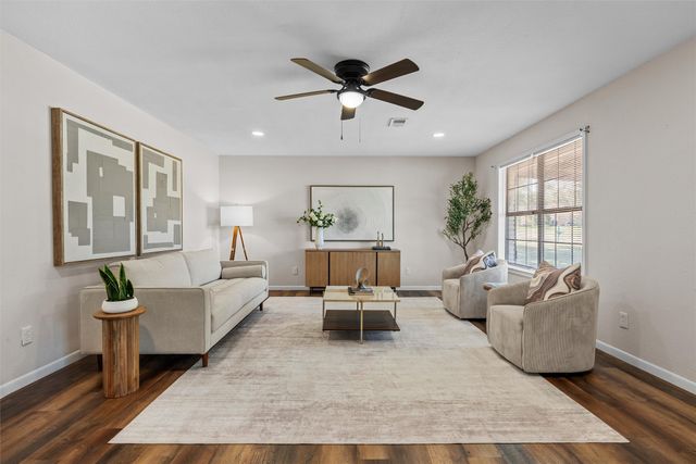 119 Castleman Circle, Hewitt, TX 76643