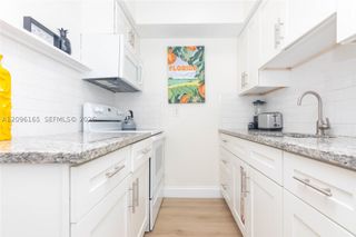 735 NE 15th St 1-4, Fort Lauderdale, FL 33304