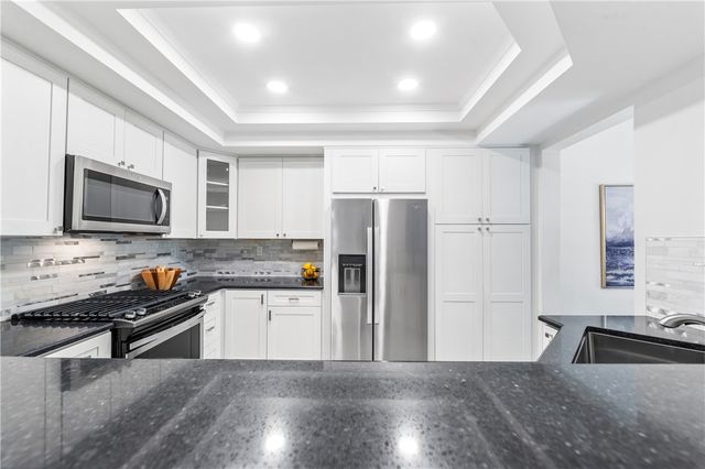 8192 Sandcove Cir 106, Huntington Beach, CA 92646