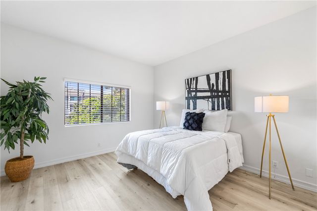 8192 Sandcove Cir 106, Huntington Beach, CA 92646