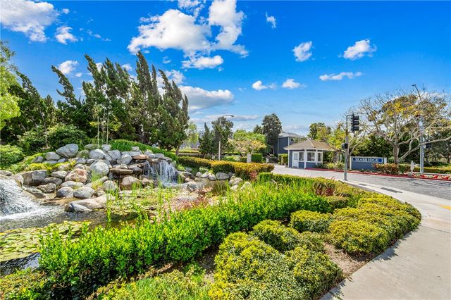 8192 Sandcove Cir 106, Huntington Beach, CA 92646