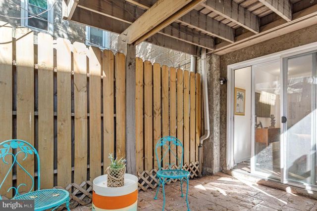 1036 MONTROSE ST, Philadelphia, PA 19147