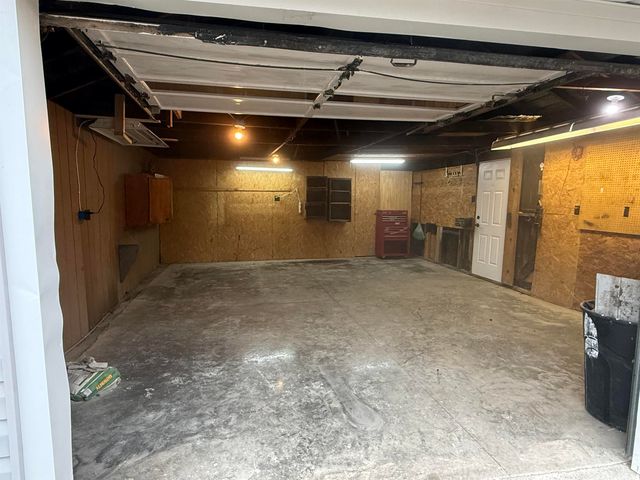 756 N LAFONTAINE Street, Huntington, IN 46750