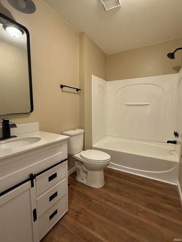 756 N LAFONTAINE Street, Huntington, IN 46750