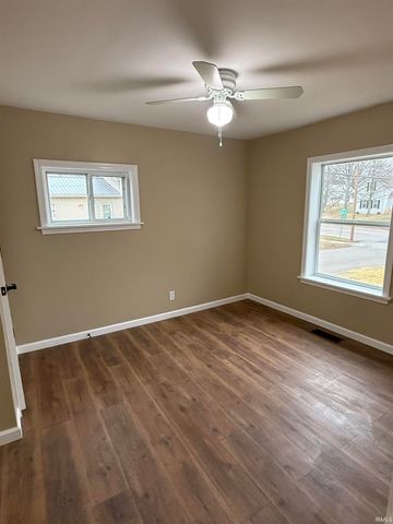 756 N LAFONTAINE Street, Huntington, IN 46750