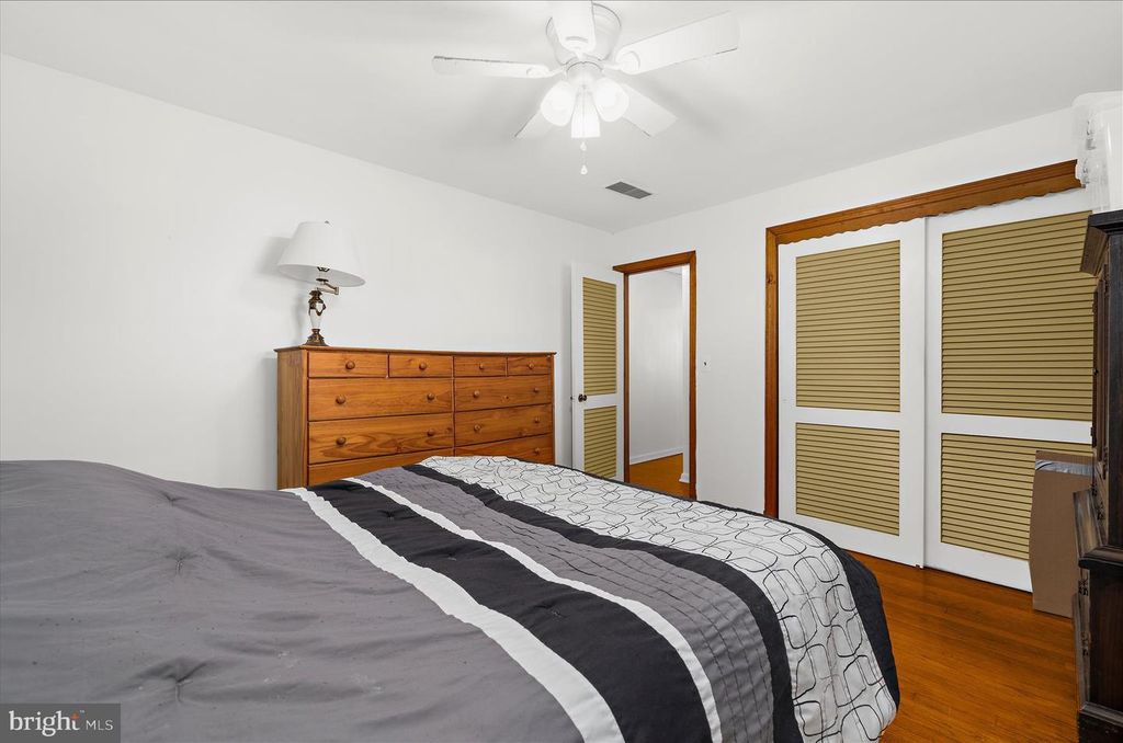 Image 21 of property listing at 114 2ND AVE N, Glen Burnie, MD 21061