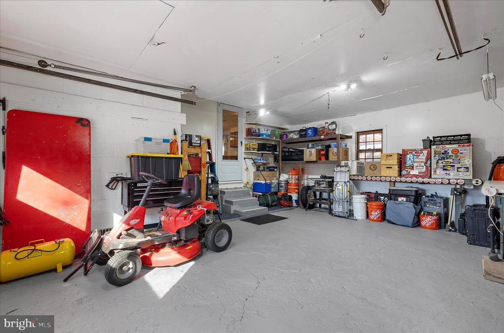 Image 27 of property listing at 114 2ND AVE N, Glen Burnie, MD 21061