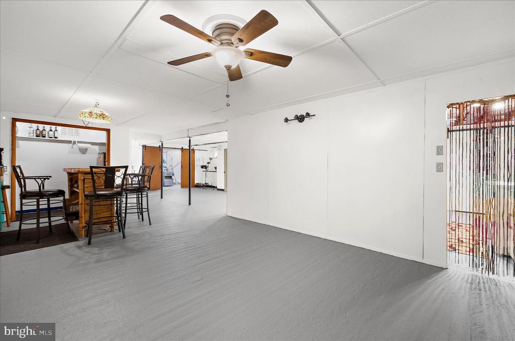 Image 29 of property listing at 114 2ND AVE N, Glen Burnie, MD 21061