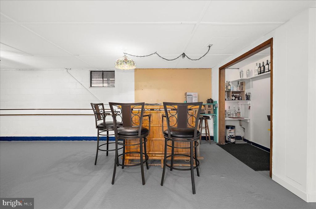 Image 35 of property listing at 114 2ND AVE N, Glen Burnie, MD 21061