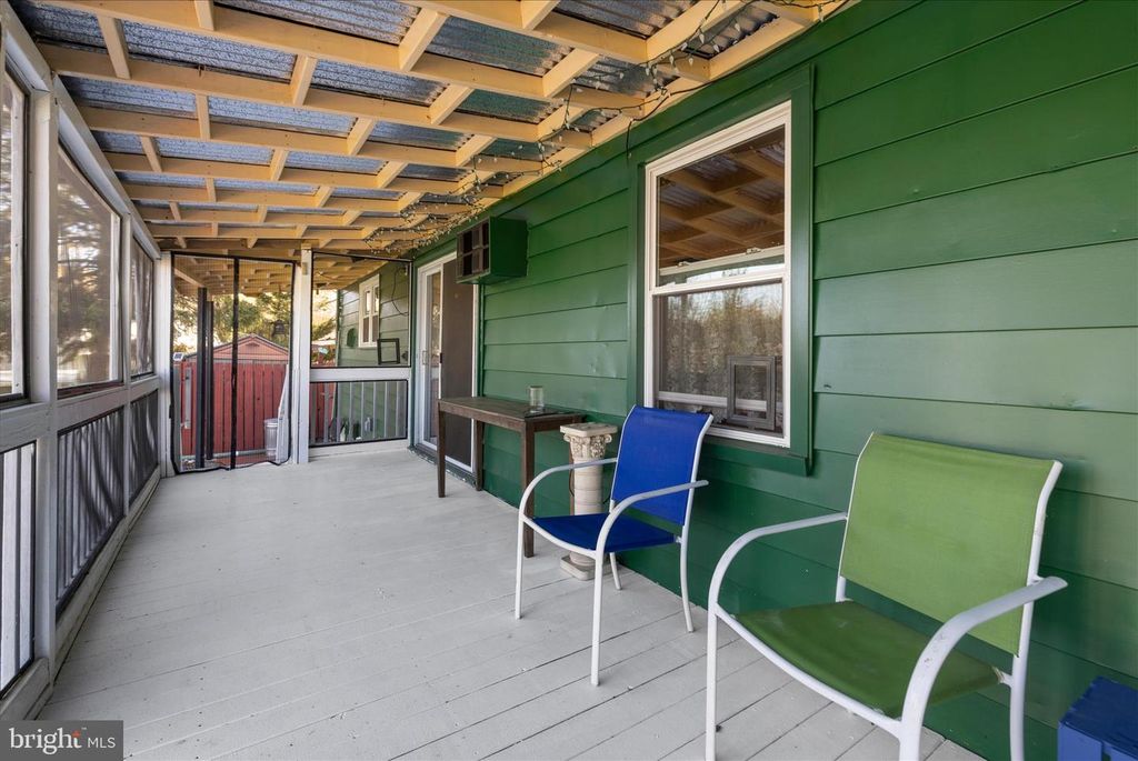 Image 45 of property listing at 114 2ND AVE N, Glen Burnie, MD 21061