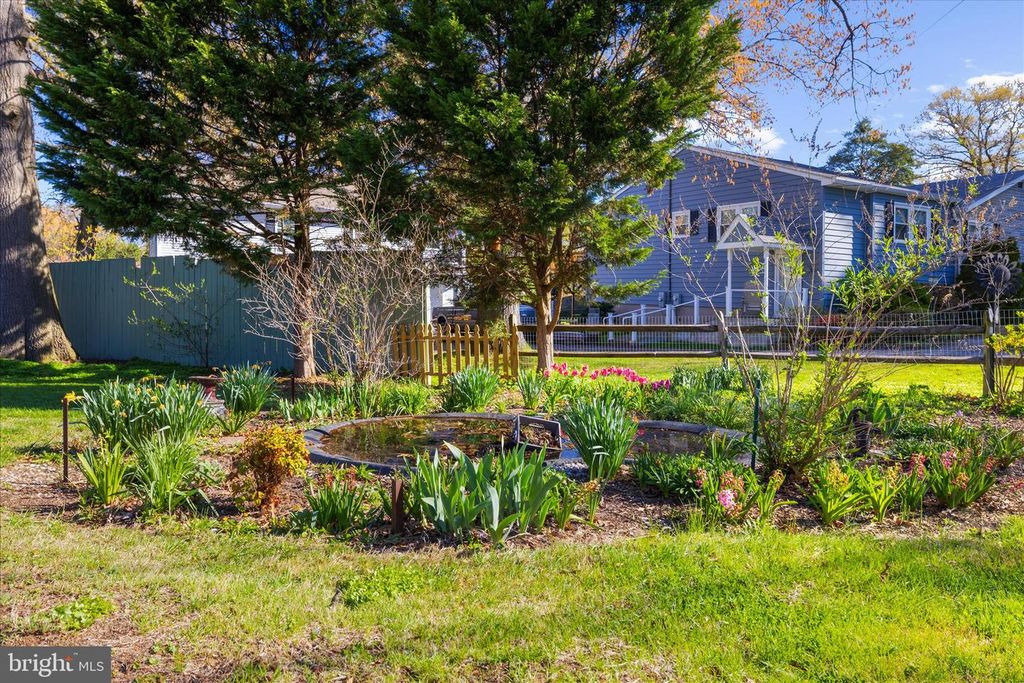 Image 62 of property listing at 114 2ND AVE N, Glen Burnie, MD 21061