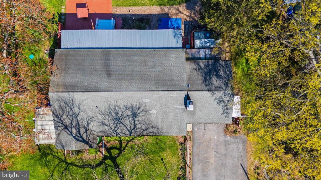 Image 66 of property listing at 114 2ND AVE N, Glen Burnie, MD 21061