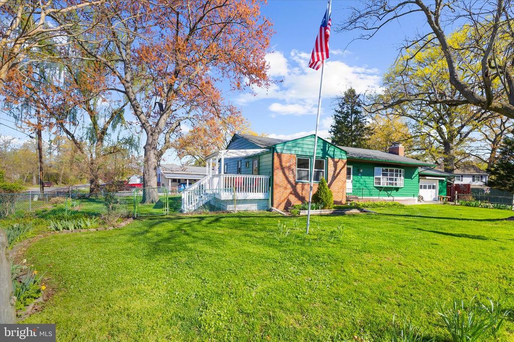 Image 77 of property listing at 114 2ND AVE N, Glen Burnie, MD 21061