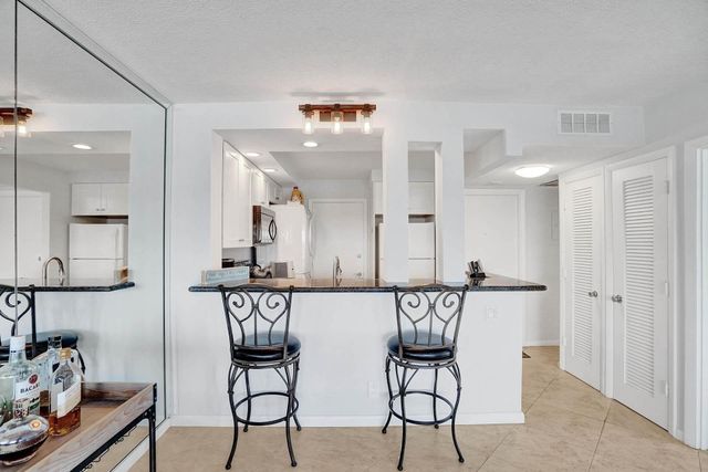 6000 N Ocean Blvd Apt 11E, Lauderdale By The Sea, FL 33308