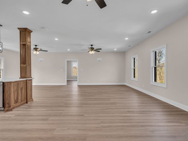 120 Hummingbird Meadows Rd, Palmyra, TN 37142