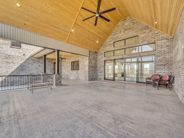 120 Hummingbird Meadows Rd, Palmyra, TN 37142