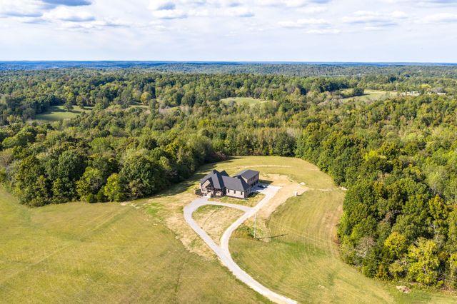 120 Hummingbird Meadows Rd, Palmyra, TN 37142