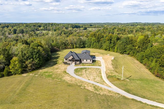 120 Hummingbird Meadows Rd, Palmyra, TN 37142