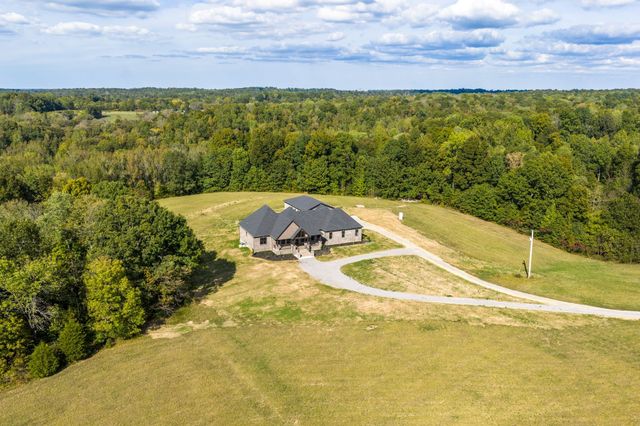 120 Hummingbird Meadows Rd, Palmyra, TN 37142