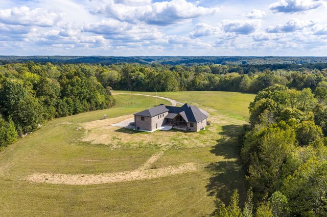 120 Hummingbird Meadows Rd, Palmyra, TN 37142