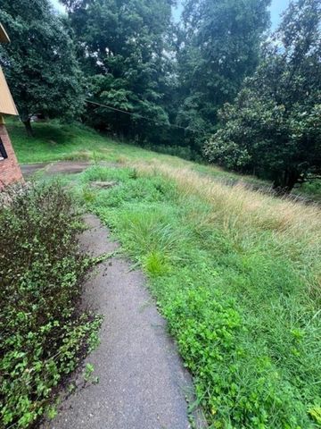 2122 Miller Road, Huntington, WV 25701