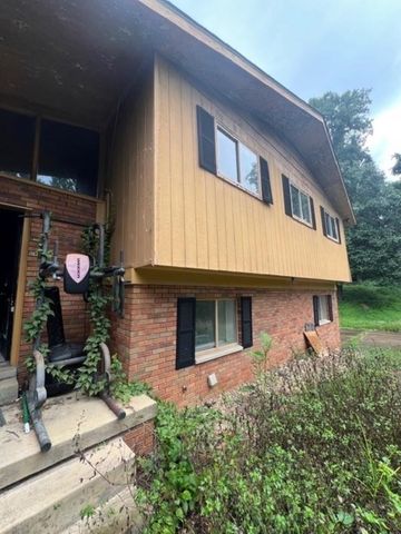2122 Miller Road, Huntington, WV 25701