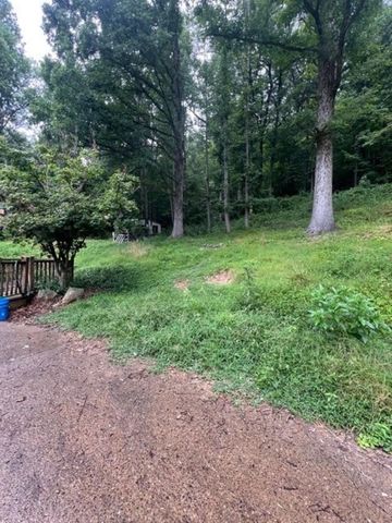 2122 Miller Road, Huntington, WV 25701