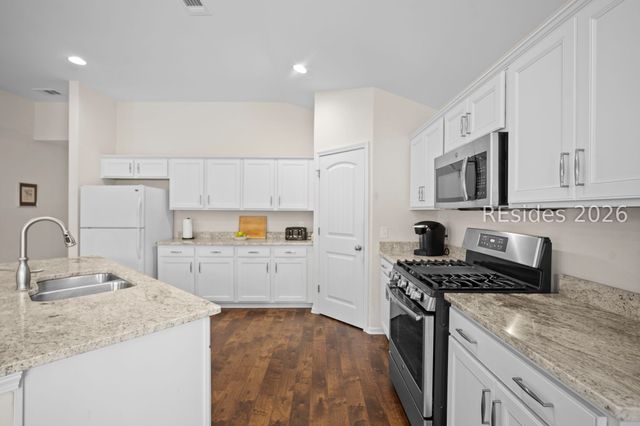 112 Lakeway Dr, Bluffton, SC 29910