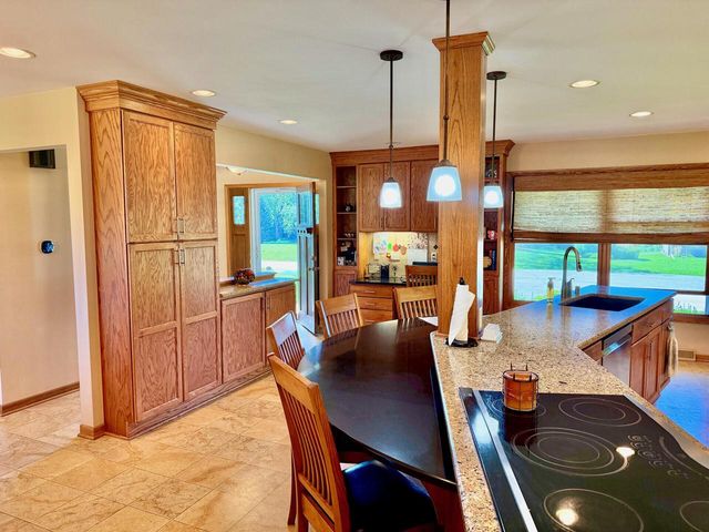 W227S7710 Oakview DRIVE, Big Bend, WI 53103