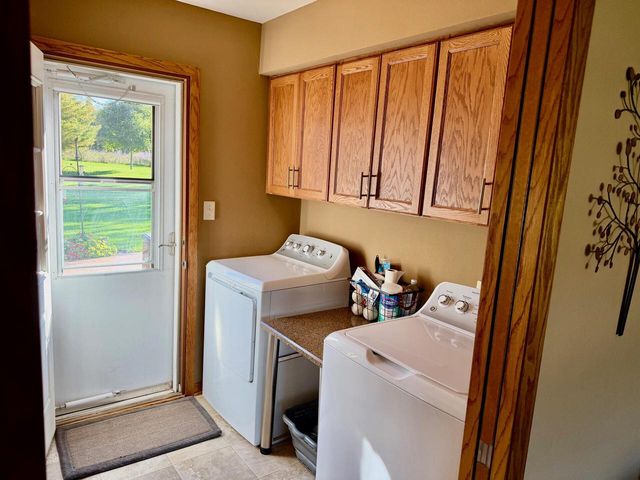 W227S7710 Oakview DRIVE, Big Bend, WI 53103