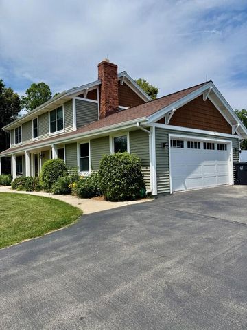 W227S7710 Oakview DRIVE, Big Bend, WI 53103