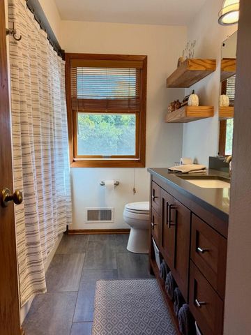 W227S7710 Oakview DRIVE, Big Bend, WI 53103