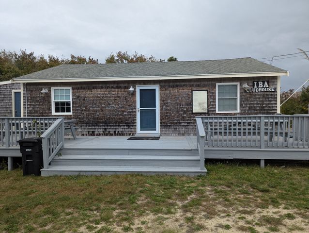 47 Ellisville Dr, Plymouth, MA 02360