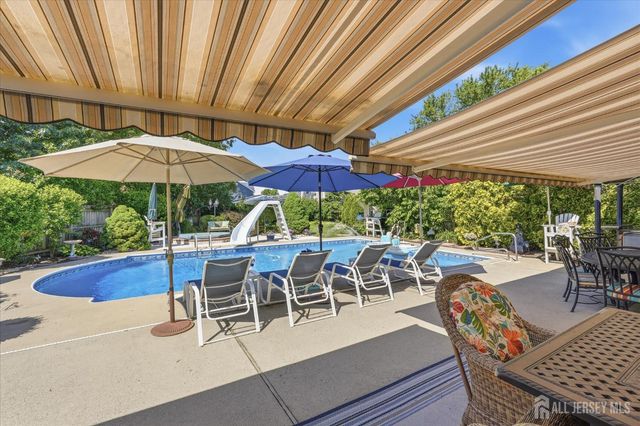 902 10th Street, Union Beach, NJ 07735