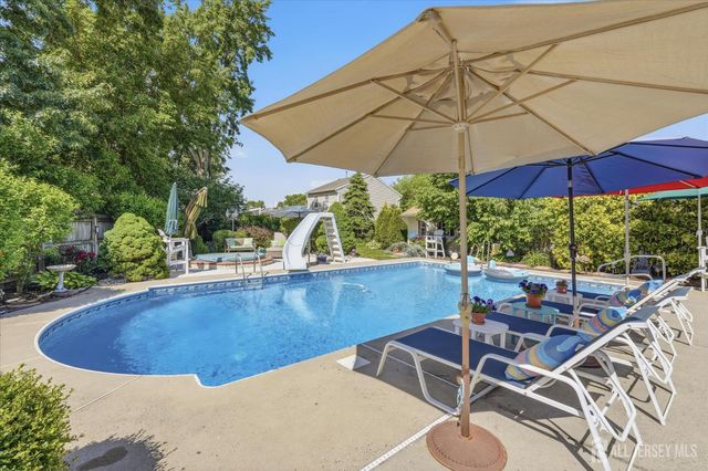 902 10th Street, Union Beach, NJ 07735