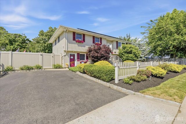 902 10th Street, Union Beach, NJ 07735