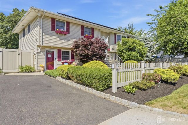 902 10th Street, Union Beach, NJ 07735