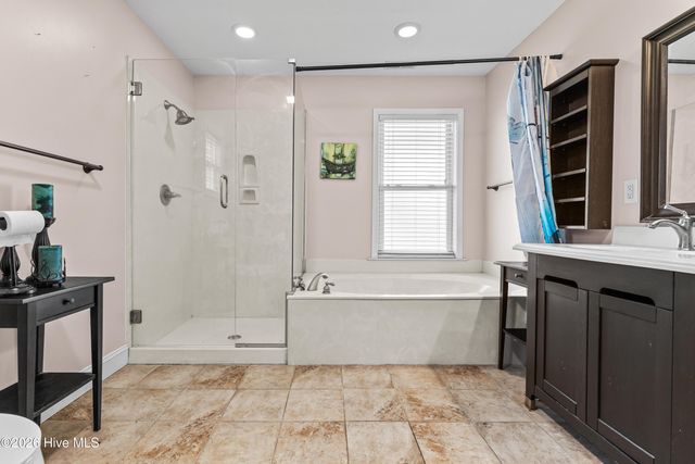 175 Thomas Loop Road, Jacksonville, NC 28540