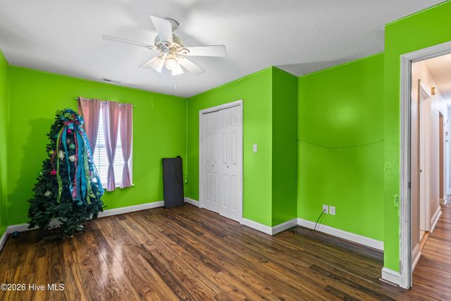 175 Thomas Loop Road, Jacksonville, NC 28540