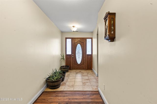 175 Thomas Loop Road, Jacksonville, NC 28540