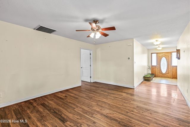 175 Thomas Loop Road, Jacksonville, NC 28540