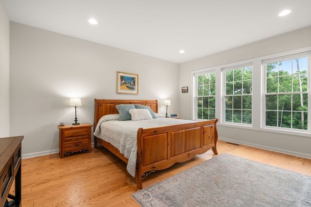 56 Shannon Way 56, Upton, MA 01568
