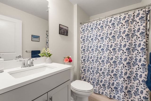 56 Shannon Way 56, Upton, MA 01568