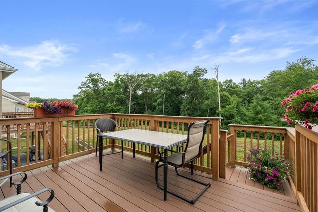 56 Shannon Way 56, Upton, MA 01568