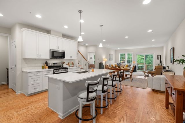 56 Shannon Way 56, Upton, MA 01568