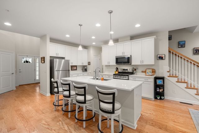 56 Shannon Way 56, Upton, MA 01568