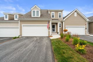 56 Shannon Way 56, Upton, MA 01568