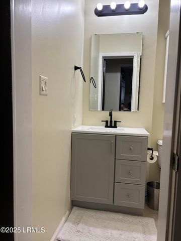 5 Wateree Court, Beaufort, SC 29902